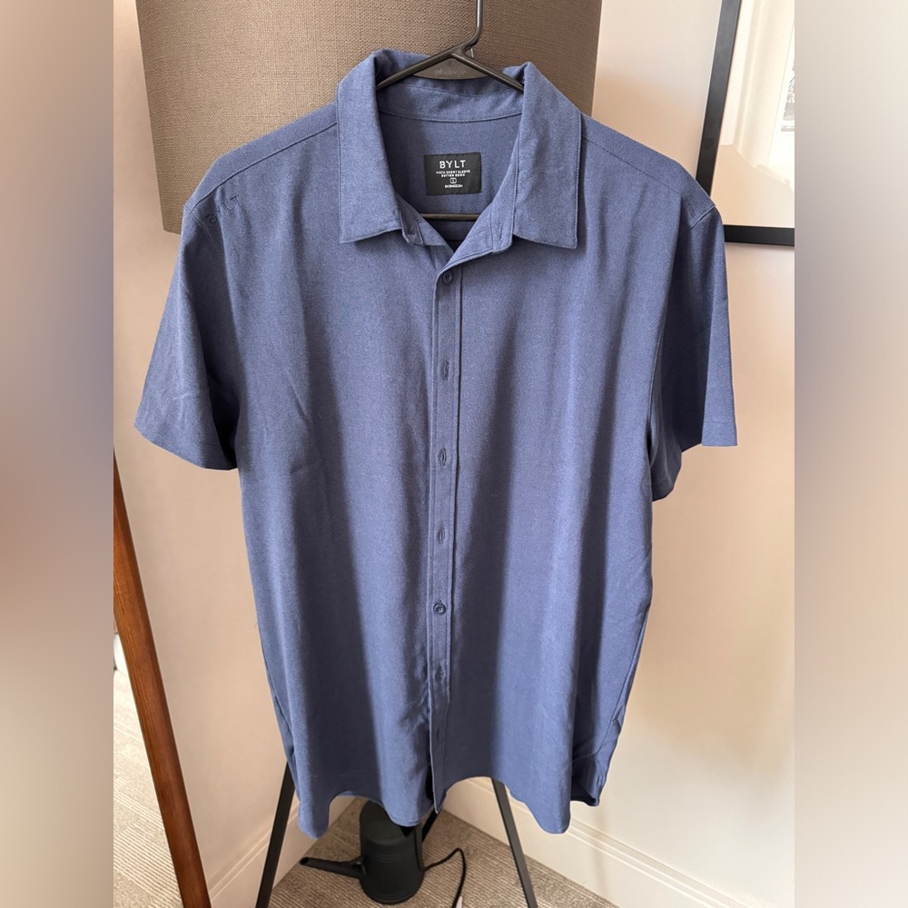 BYLT Vista Short Sleeve button down - size large